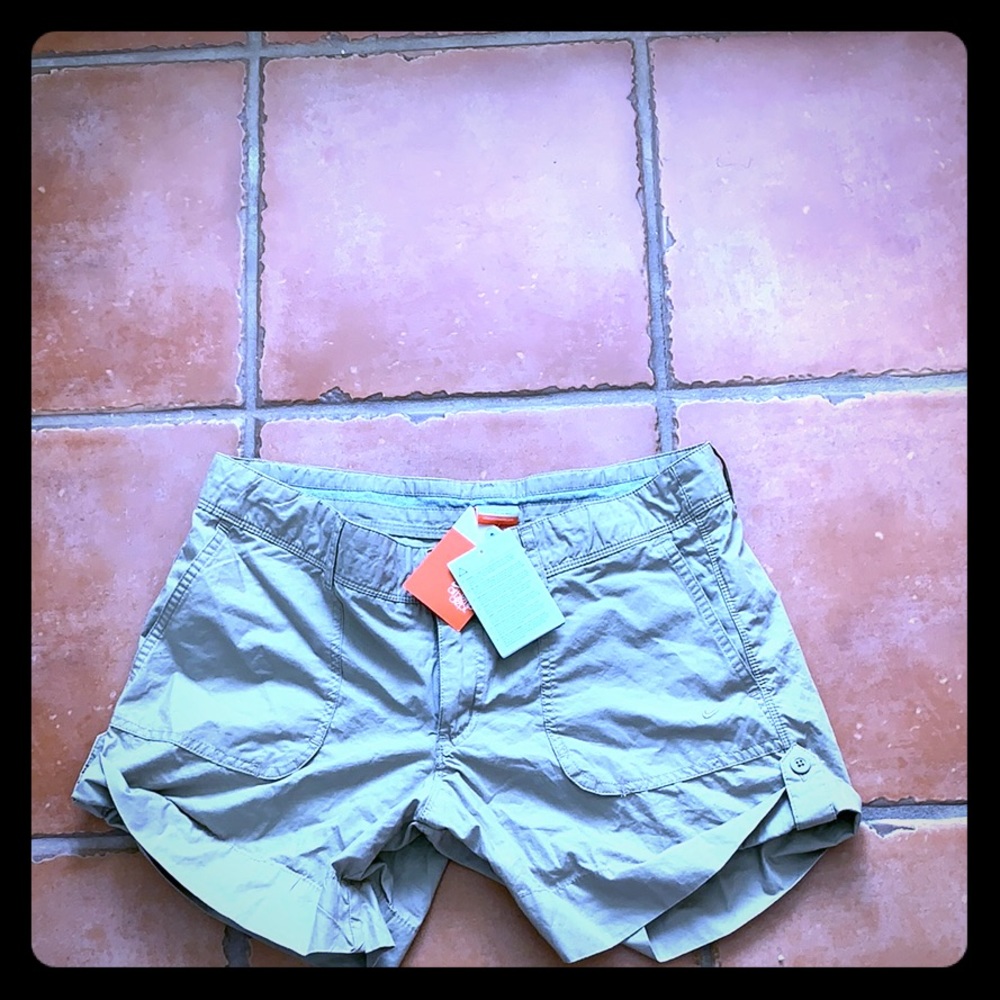 Shorts woman’s
